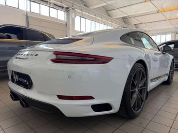 Porsche 991 Carrera — photo 6