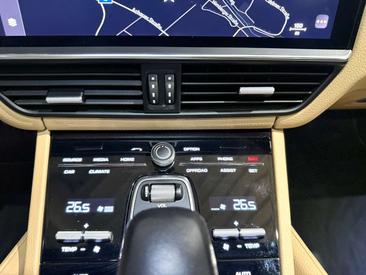 Porsche Cayenne III E-Hybrid — photo 27