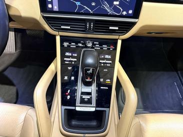 Porsche Cayenne III E-Hybrid — photo 28