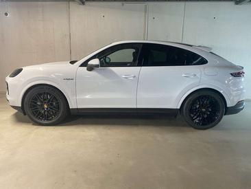 Porsche Cayenne III E-Hybrid — photo 2