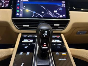 Porsche Cayenne III E-Hybrid — photo 31