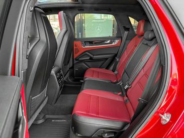 Porsche Cayenne III Turbo E-Hybrid — photo 6