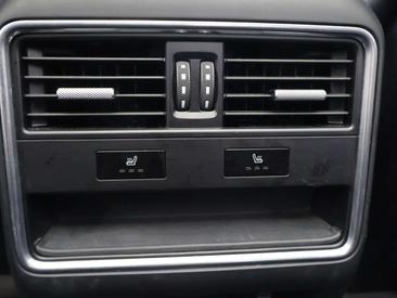Porsche Cayenne III GTS — photo 19
