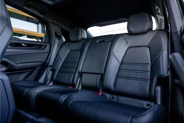Porsche Cayenne III E-Hybrid — photo 11