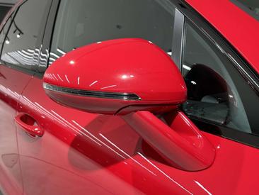 Porsche Macan Electrique GTS — photo 12