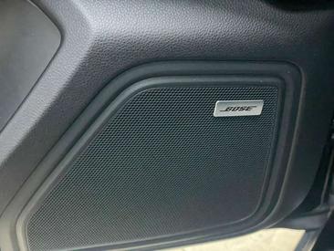 Porsche Macan Electrique S — photo 11