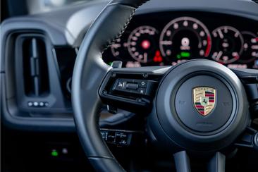 Porsche Cayenne III E-Hybrid — photo 20