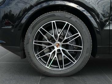 Porsche Cayenne III E-Hybrid — photo 7