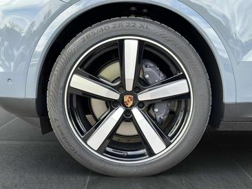 Porsche Cayenne III E-Hybrid — photo 7