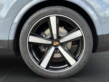 Porsche Cayenne III E-Hybrid — photo 8