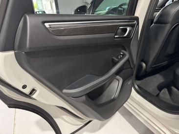 Porsche Macan Electrique GTS — photo 15