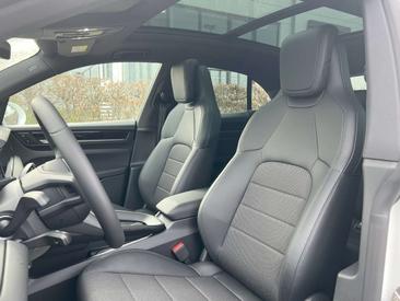 Porsche Macan Electrique — photo 12