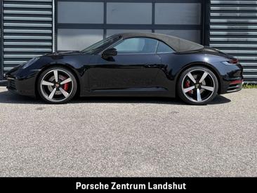 Porsche 992 I Carrera 4S — photo 3