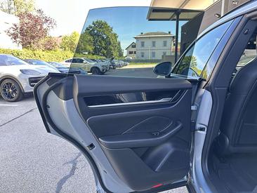 Porsche Macan Electrique — photo 11