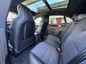 Porsche Macan Electrique — photo 13