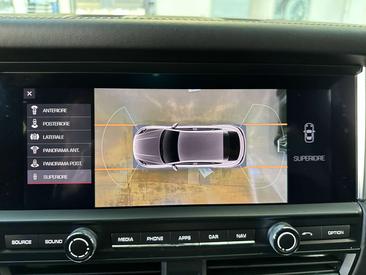 Porsche Macan Electrique Base — photo 17