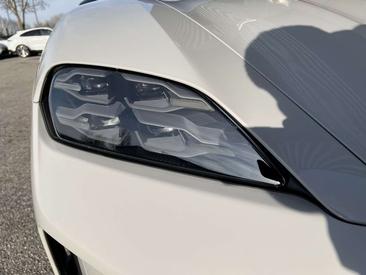Porsche Taycan Black Edition — photo 10