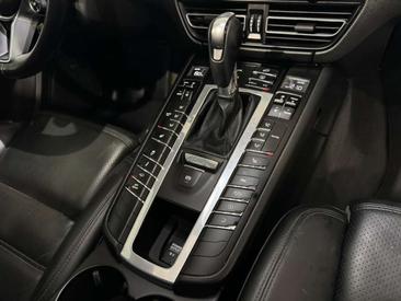 Porsche Macan Electrique GTS — photo 27