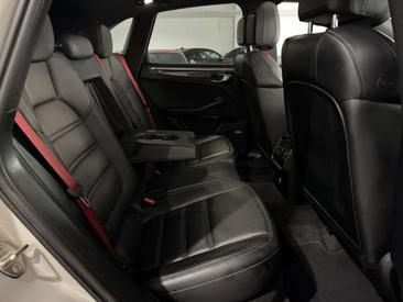 Porsche Macan Electrique GTS — photo 28