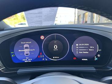 Porsche Macan Electrique — photo 22