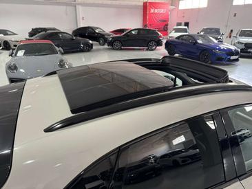Porsche Macan Electrique GTS — photo 30