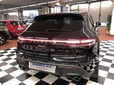 Porsche Macan Electrique Base — photo 6
