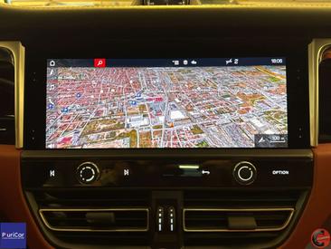 Porsche Macan Electrique Base — photo 11