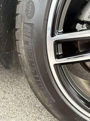 Porsche Macan Electrique S — photo 30