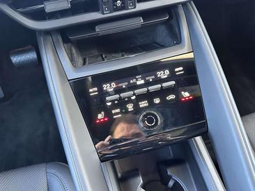 Porsche Macan Electrique — photo 25