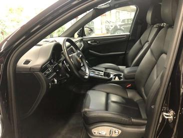 Porsche Macan Electrique Base — photo 13