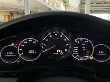 Porsche Cayenne III — photo 9