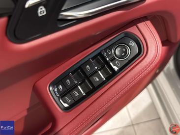 Porsche Macan Electrique Base — photo 20