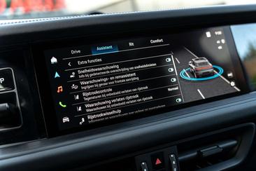 Porsche Cayenne III E-Hybrid Black Edition — photo 10