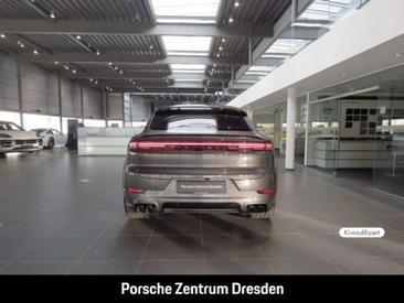 Porsche Cayenne III E-Hybrid — photo 7
