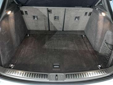 Porsche Macan Electrique S — photo 11
