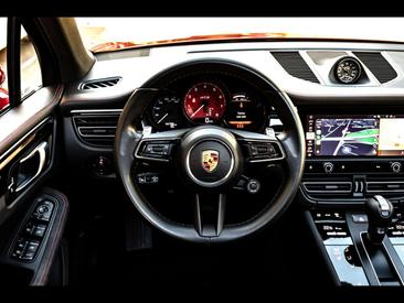 Porsche Macan GTS — photo 12