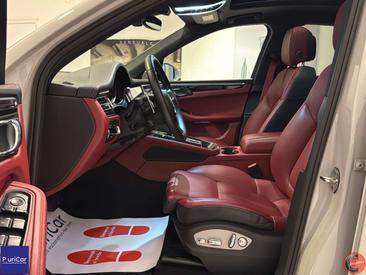 Porsche Macan Electrique Base — photo 23