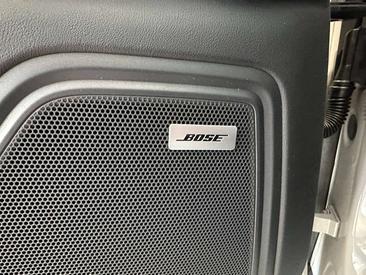 Porsche Macan Electrique Base — photo 32