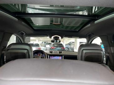 Porsche Macan Electrique S — photo 13