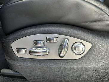 Porsche Macan Electrique Base — photo 33