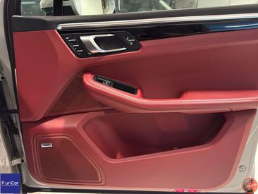 Porsche Macan Electrique Base — photo 37