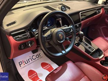 Porsche Macan Electrique Base — photo 43