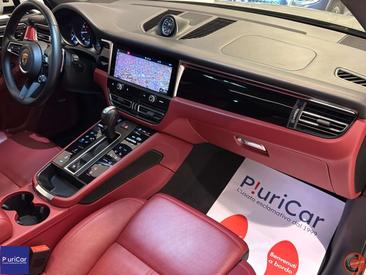 Porsche Macan Electrique Base — photo 44