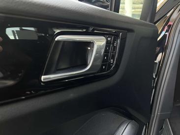 Porsche Cayenne III — photo 19