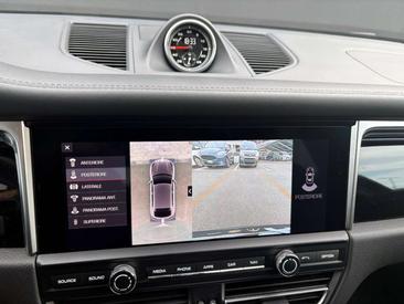 Porsche Macan Electrique S — photo 40