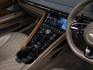 Aston Martin DB12 Volante 4.0 V8 B&W — photo 14