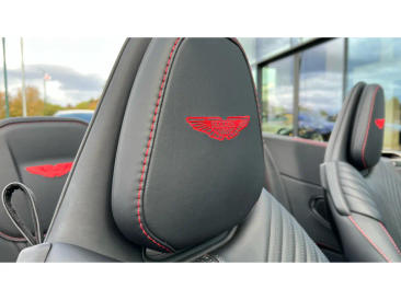 Aston Martin DB11 DB11 V8 Volante — photo 5