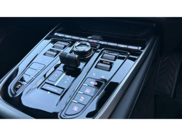 Aston Martin DBX DBX S SUV — photo 30