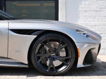 Aston Martin DBS (2018-24) DBS Coupe — photo 4