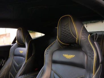 Aston Martin DBS (2018-24) DBS Coupe — photo 5